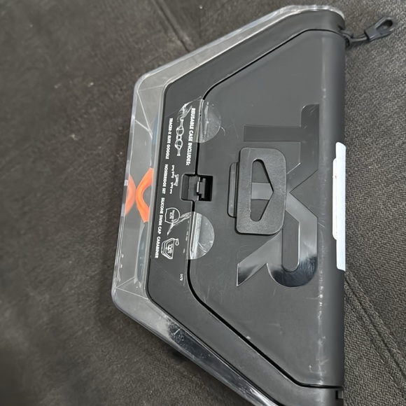 TYR Swim Goggles - Tracer X Elite.. - Picture 4 of 4